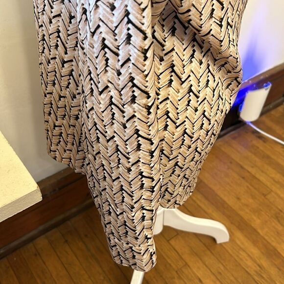 Calvin Klein black tan button front rollable long sleeve blouse Size XS New - Picture 7 of 11